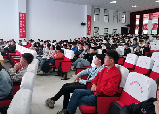 建筑工程学院团总支学生干部交流会(图4) 建筑工程学院团总支学生干部交流会(图4)