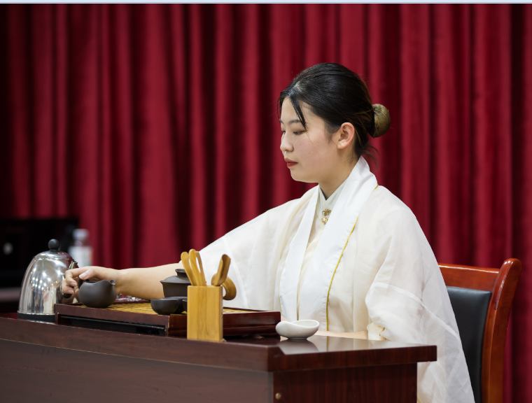 扬技能之帆 启梦想之旅 现代服务与管理学院“技能活动月”系列 活动综述(图5) 扬技能之帆 启梦想之旅 现代服务与管理学院“技能活动月”系列 活动综述(图5)