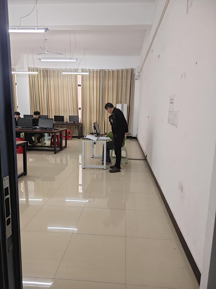 人工智能与信息工程学院2024-2025学年第二学期第二周督察简报(图2)