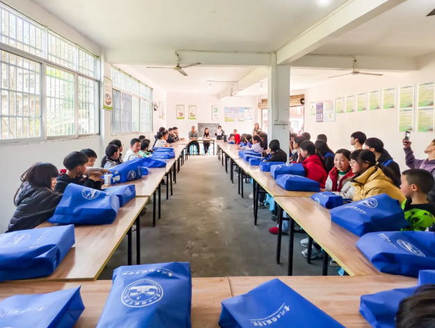 情系乡村教育 携手筑梦未来丨我校团委赴长堡镇硐溪小学开展“微心愿”活动(图2)