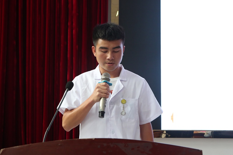 贵州工程职业学院护理学院举办第四届护理技能大赛(图6) 贵州工程职业学院护理学院举办第四届护理技能大赛(图6)